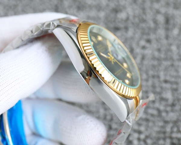 ブランド時計側面デザイン